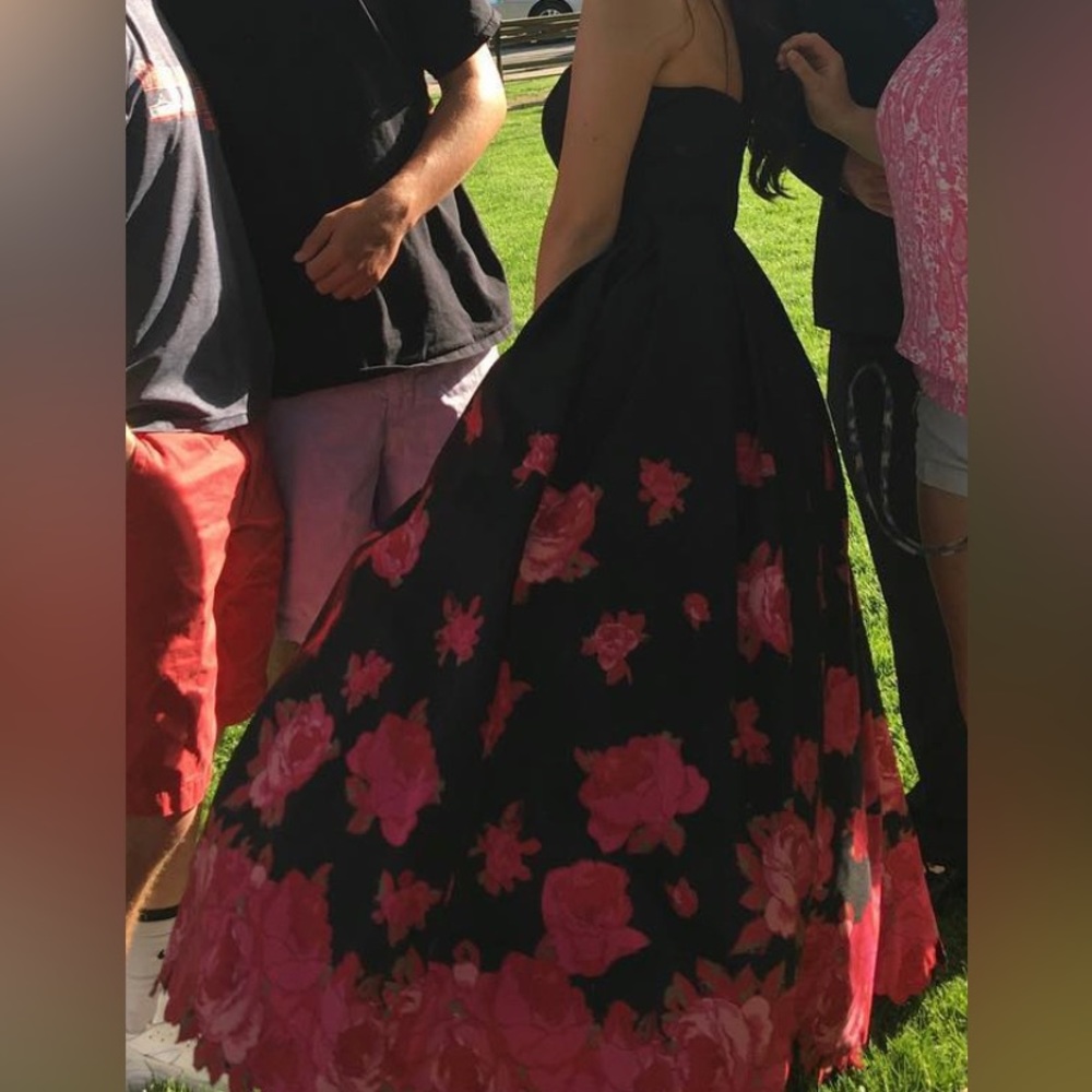 Sherri Hill Prom Dress